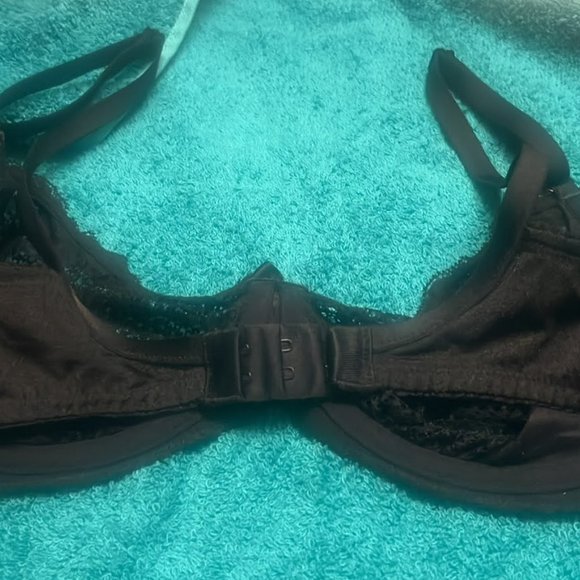 Three bras! La Senza! 36D $6.99 shipping! - Picture 5 of 6